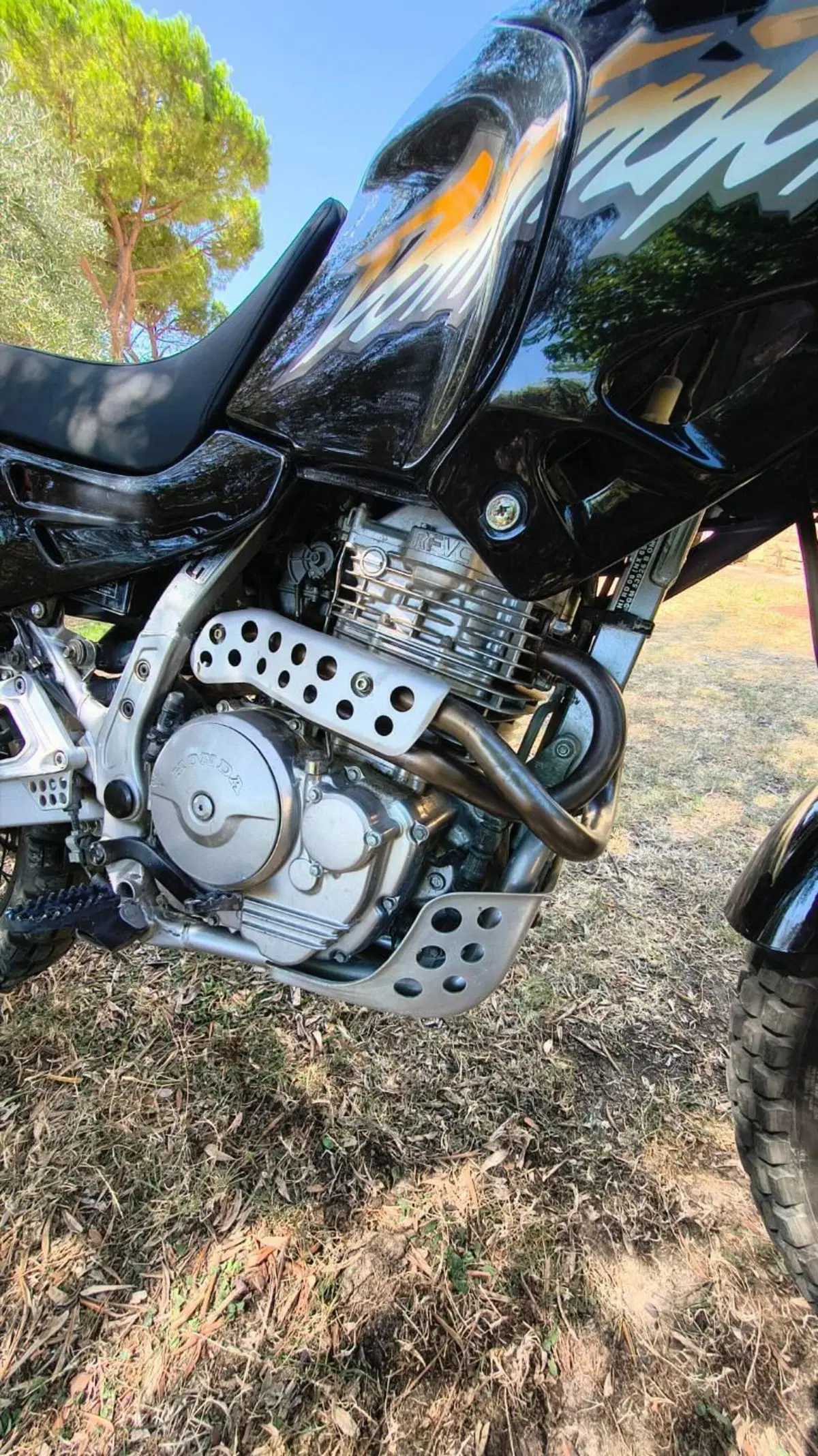 Honda NX 650 Dominator (1996 - 02) (5)