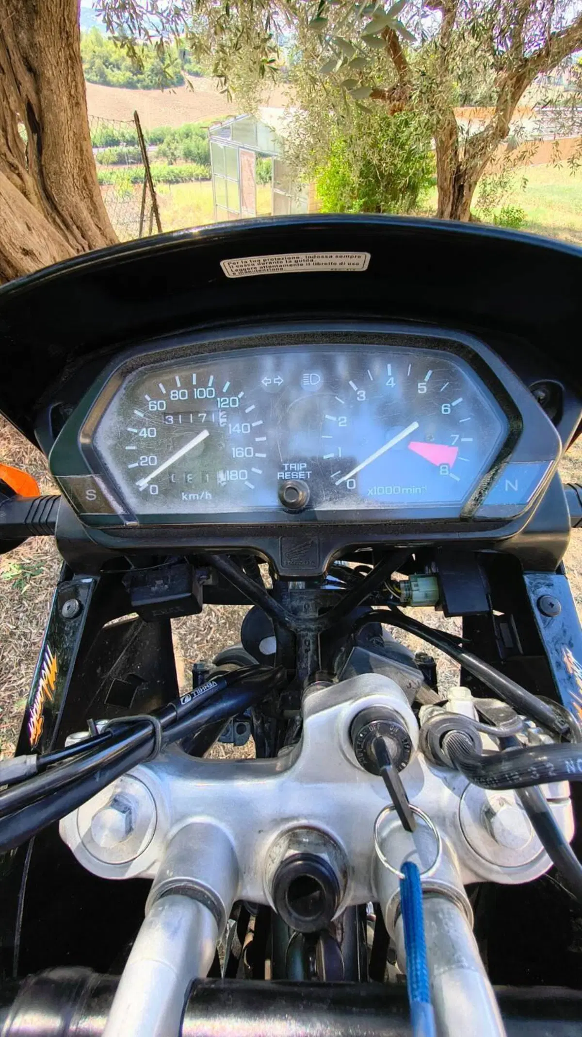 Honda NX 650 Dominator (1996 - 02) (12)