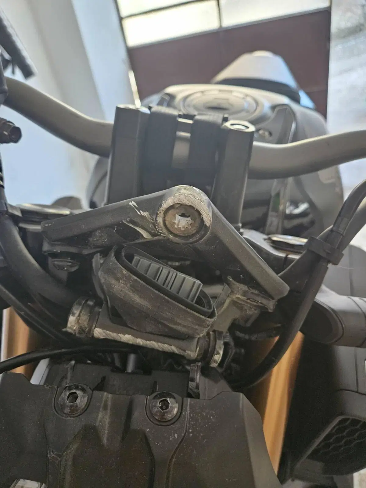 Honda CB 650 R E-Clutch (2024 - 26) (12)