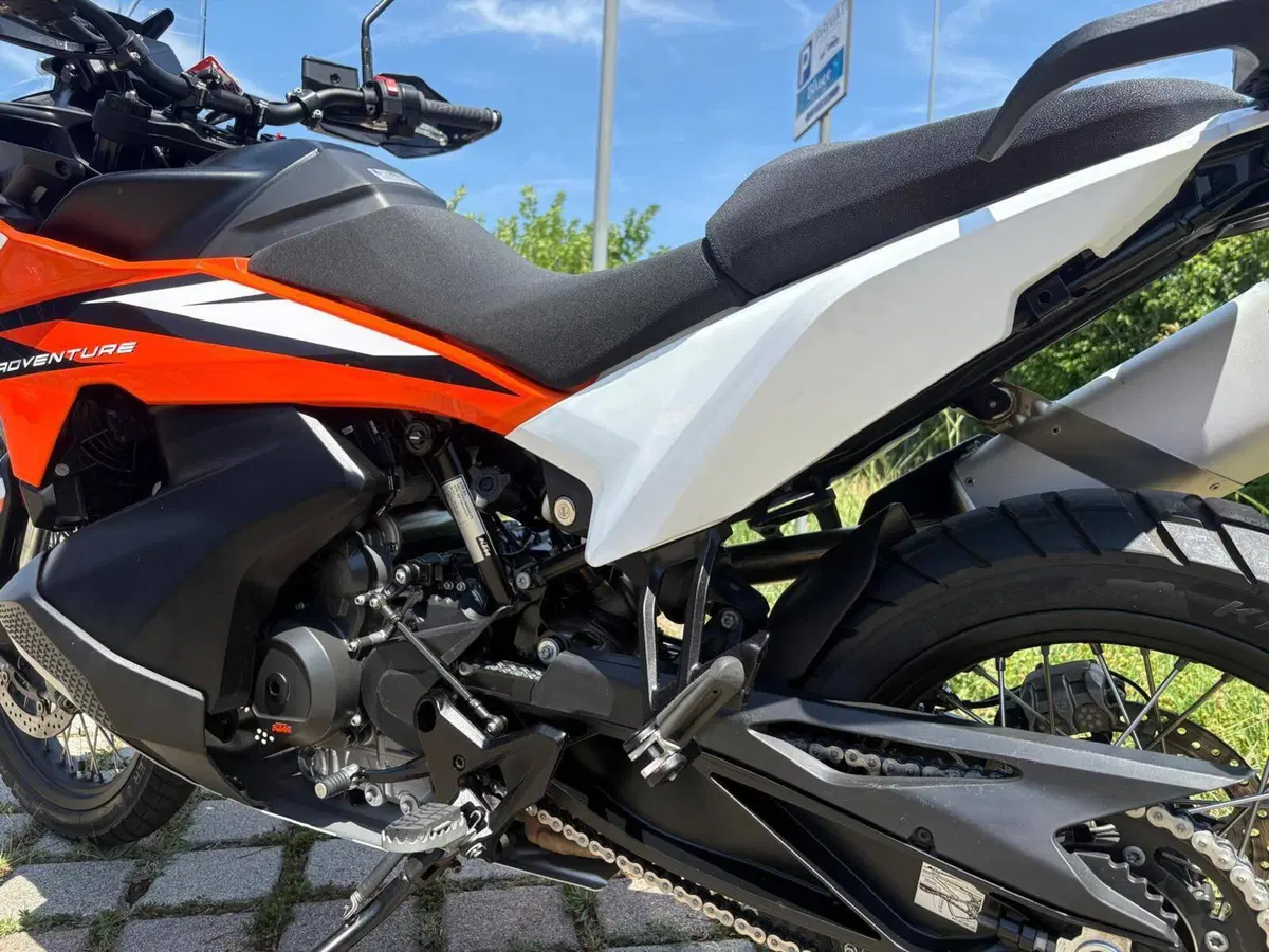 KTM 890 Adventure (2023 - 26) (4)
