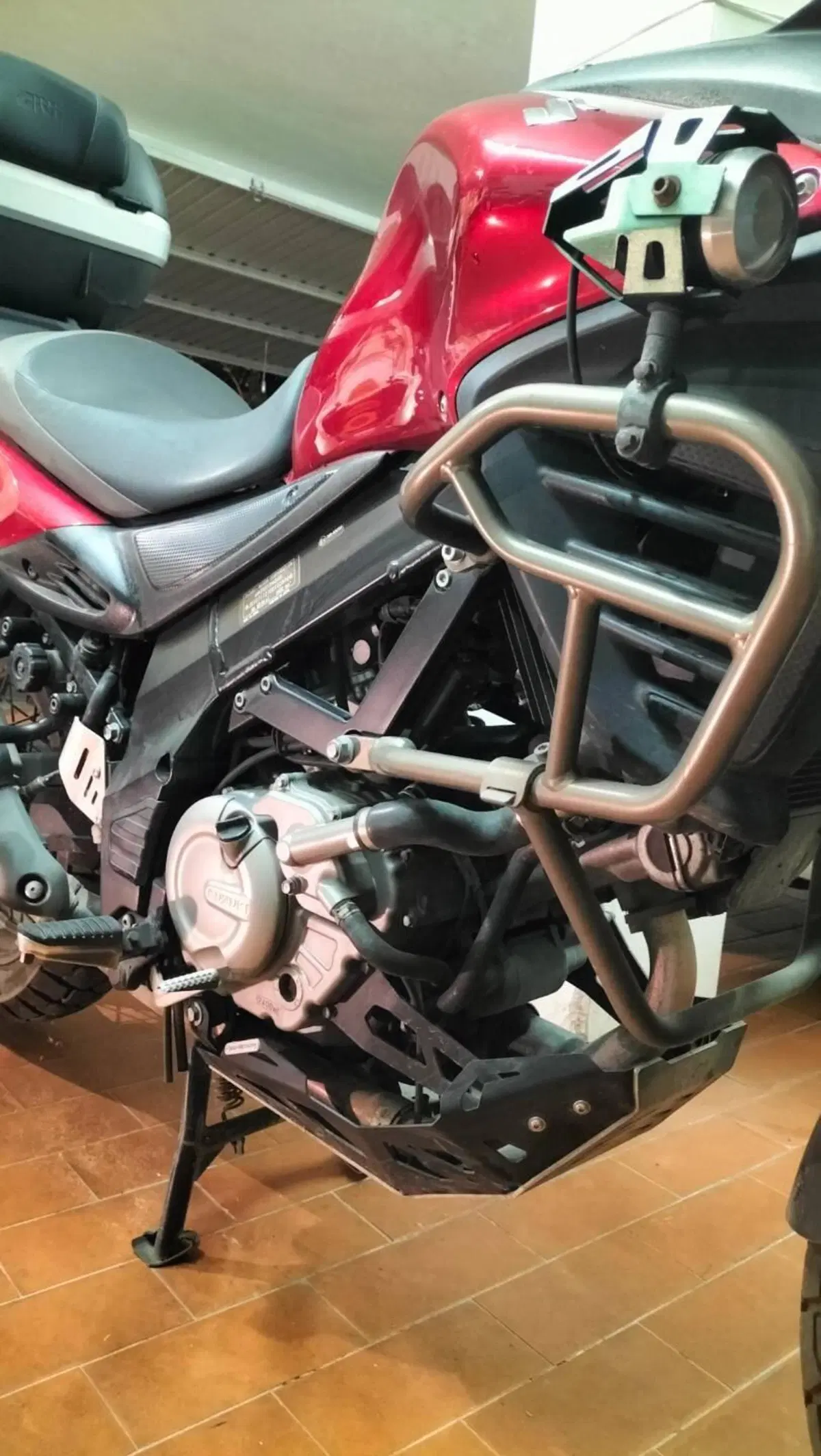 Suzuki V-Strom 650XT ABS (2015 - 17) (6)