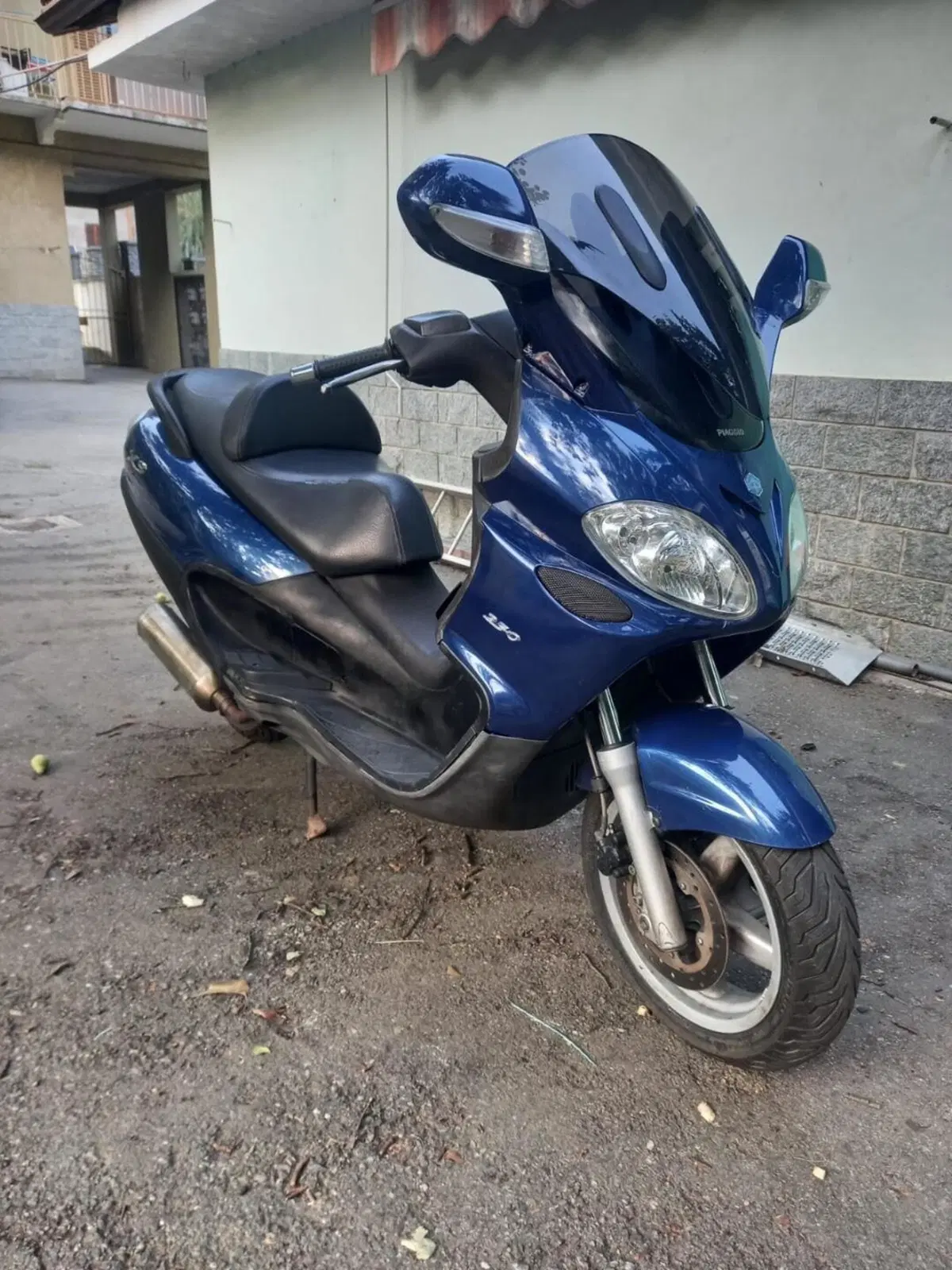 Piaggio X9 250 Evolution (2)