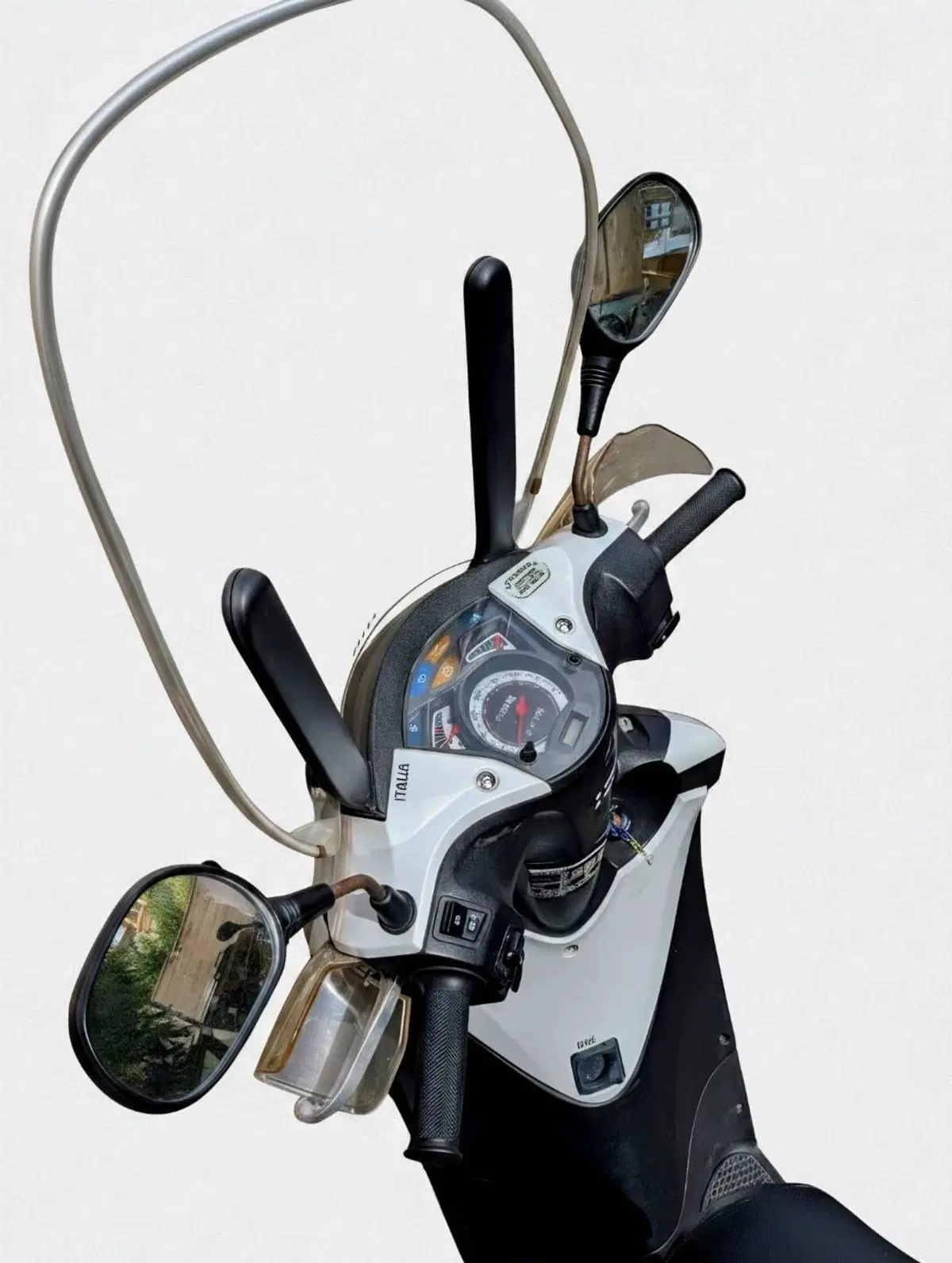 Honda SH 150i (2009 - 12) (4)