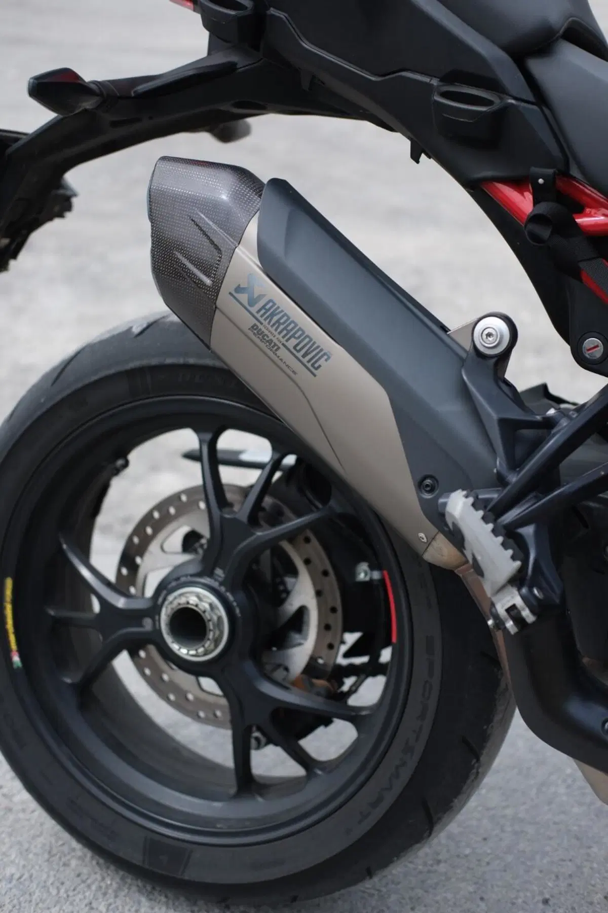 Ducati Multistrada V4 Pikes Peak (2021 - 24) (4)