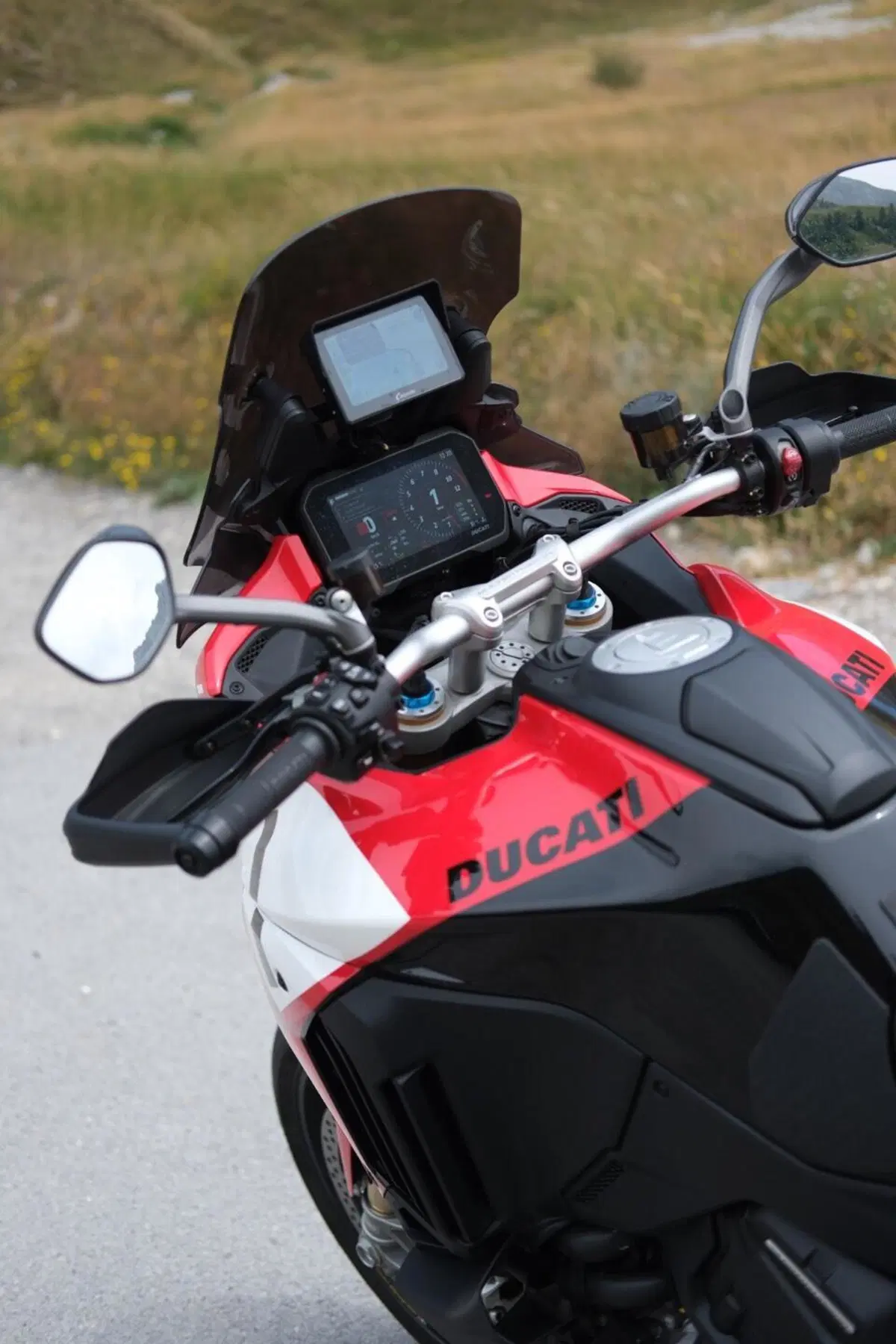 Ducati Multistrada V4 Pikes Peak (2021 - 24) (5)