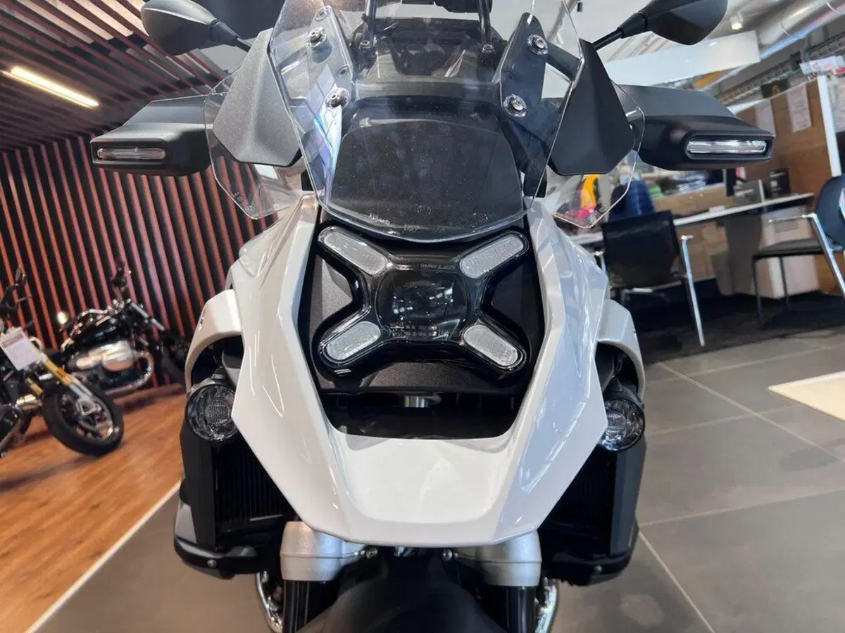 Bmw R 1300 GS (2023 - 26) (8)