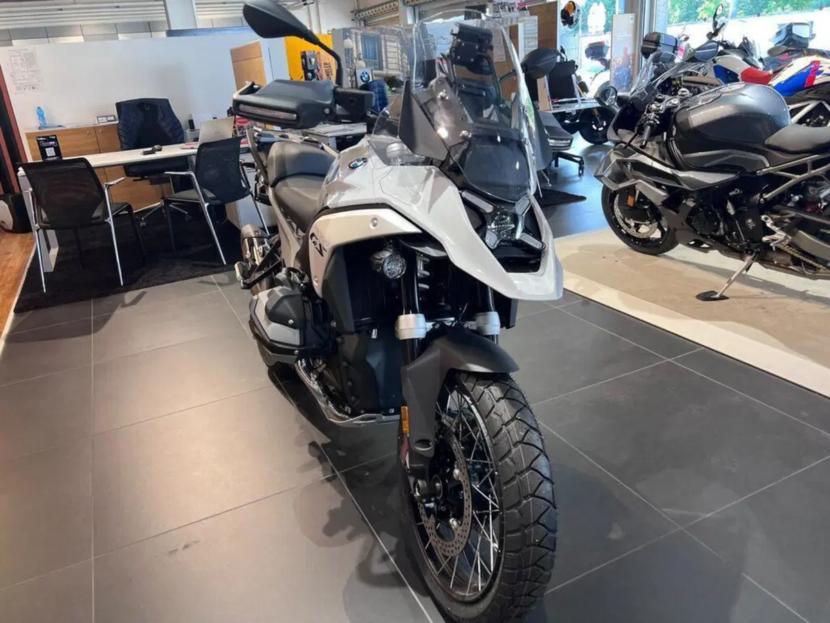 Bmw R 1300 GS (2023 - 26) (3)
