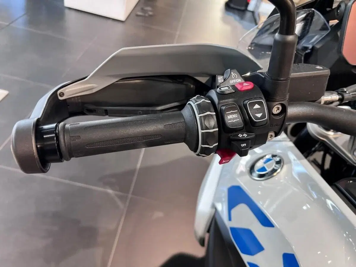 Bmw R 1300 GS (2023 - 26) (10)