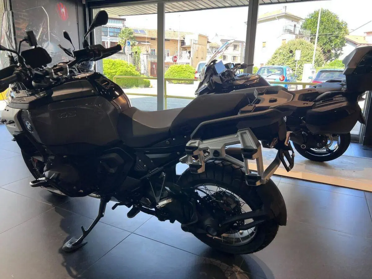 Bmw R 1300 GS Adventure Triple Black (2025 - 26) (5)