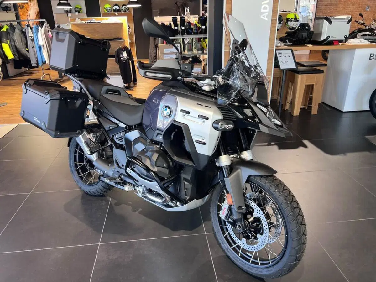 Bmw R 1300 GS Adventure Triple Black (2025 - 26) (2)