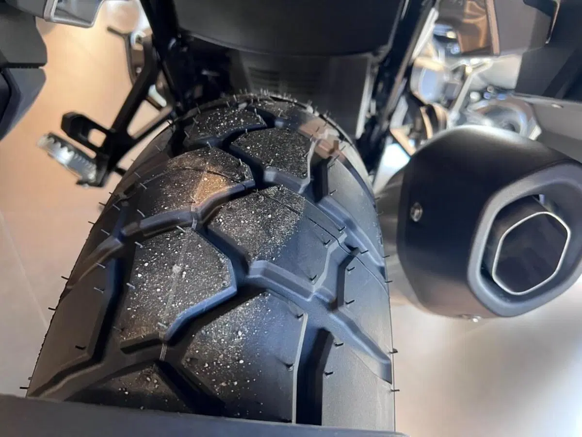 Bmw R 1300 GS Adventure Triple Black (2025 - 26) (13)