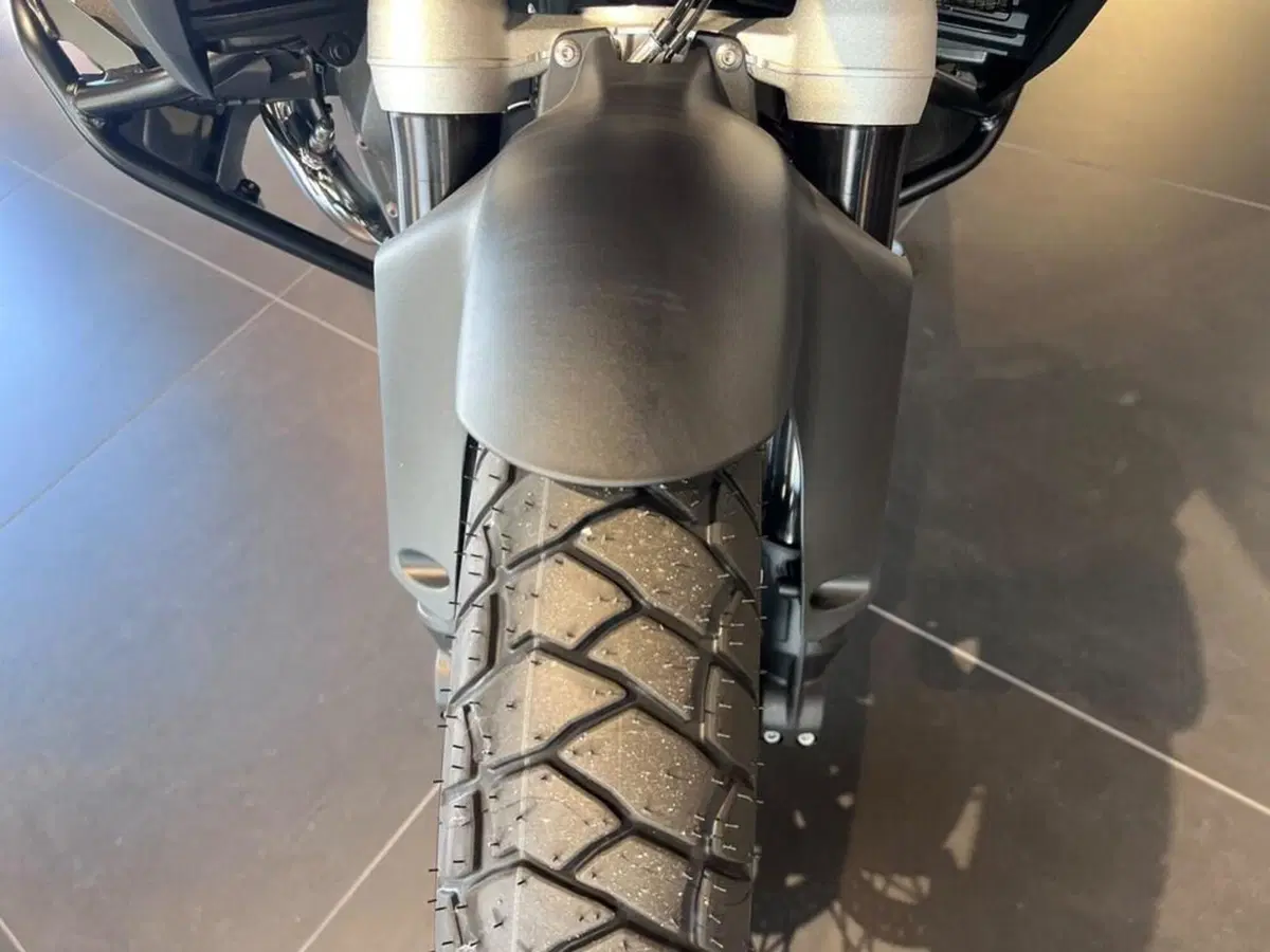 Bmw R 1300 GS Adventure Triple Black (2025 - 26) (12)