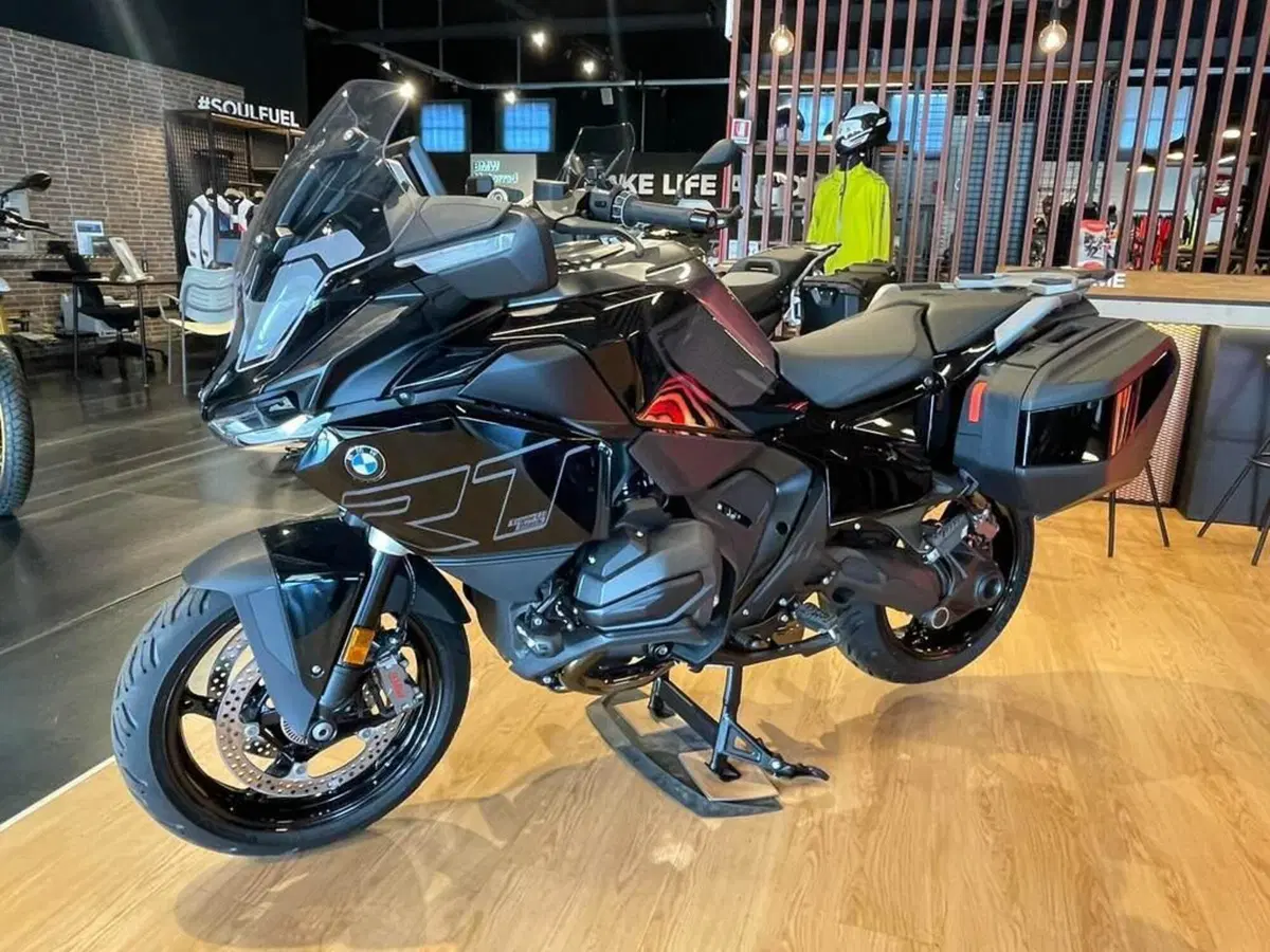 Bmw R 1300 RT (2026) (4)
