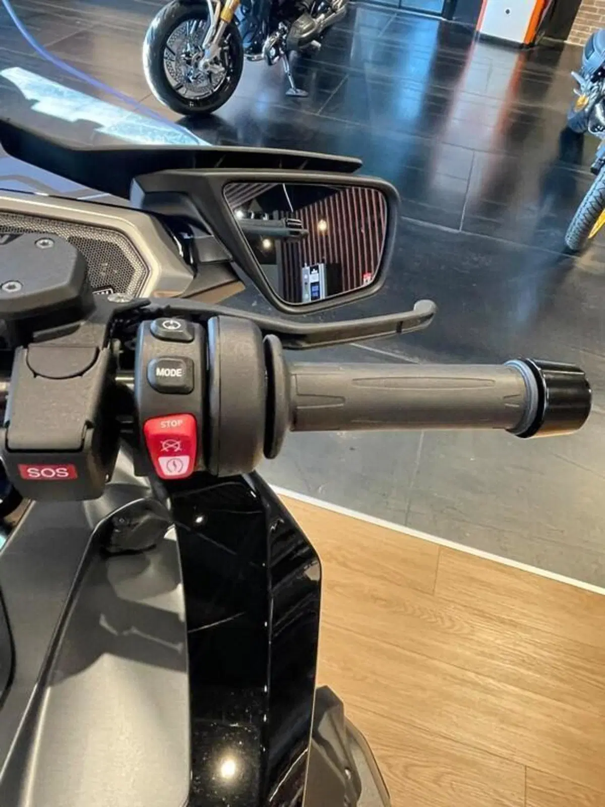 Bmw R 1300 RT (2026) (10)