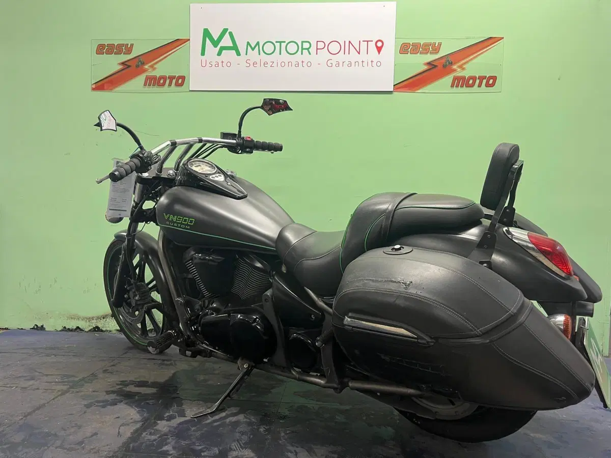 Kawasaki Vulcan VN 900 Custom (2011 - 16) (5)