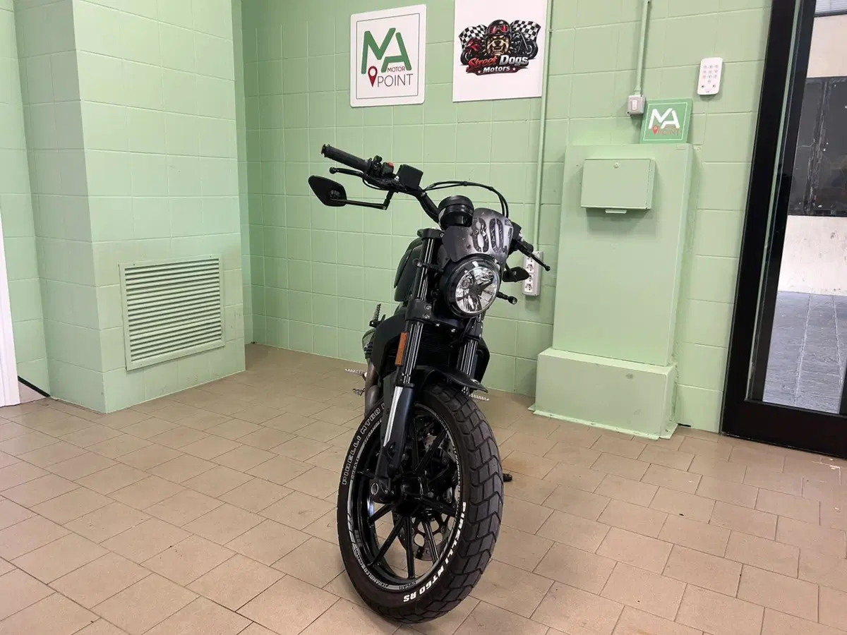 Ducati Scrambler 800 Icon Dark (2021 - 22) (3)
