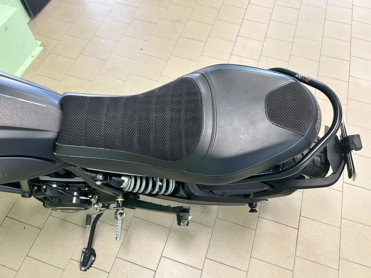 Ducati Scrambler 800 Icon Dark (2021 - 22) (7)
