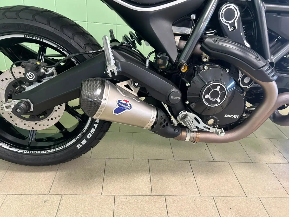Ducati Scrambler 800 Icon Dark (2021 - 22) (14)