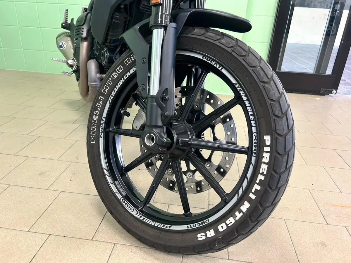 Ducati Scrambler 800 Icon Dark (2021 - 22) (19)