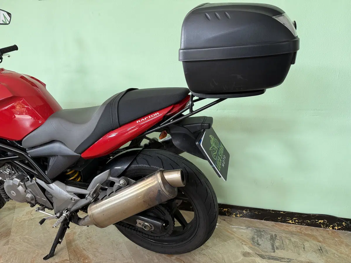 Cagiva Raptor 650 (2005 - 07) (9)