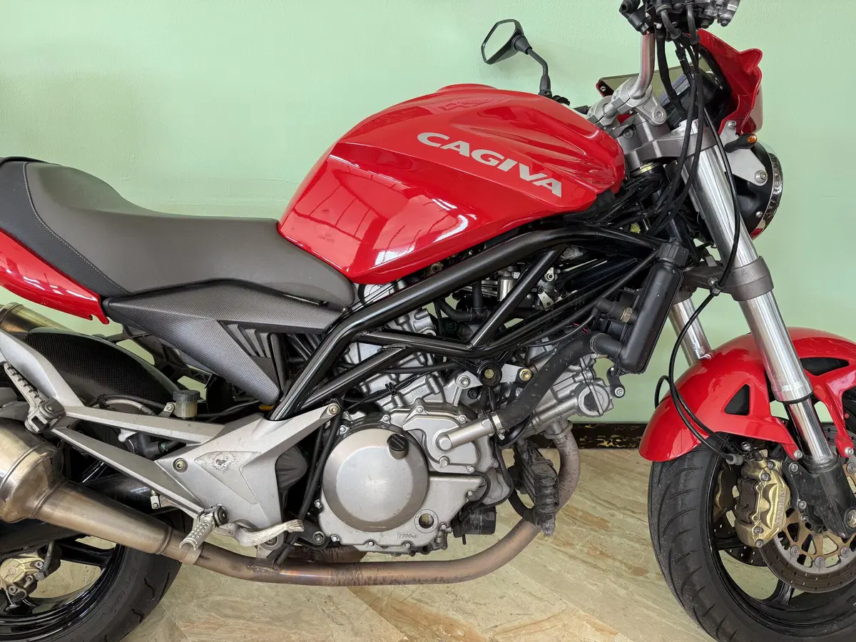 Cagiva Raptor 650 (2005 - 07) (13)