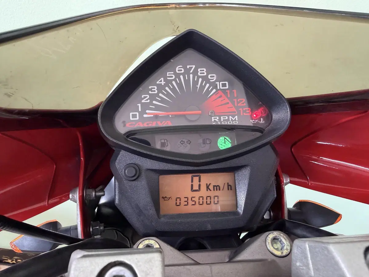 Cagiva Raptor 650 (2005 - 07) (14)