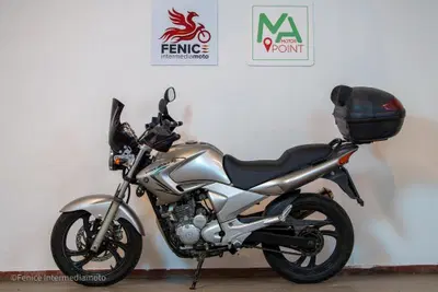 Yamaha YBR 250 (2006 - 13) usata