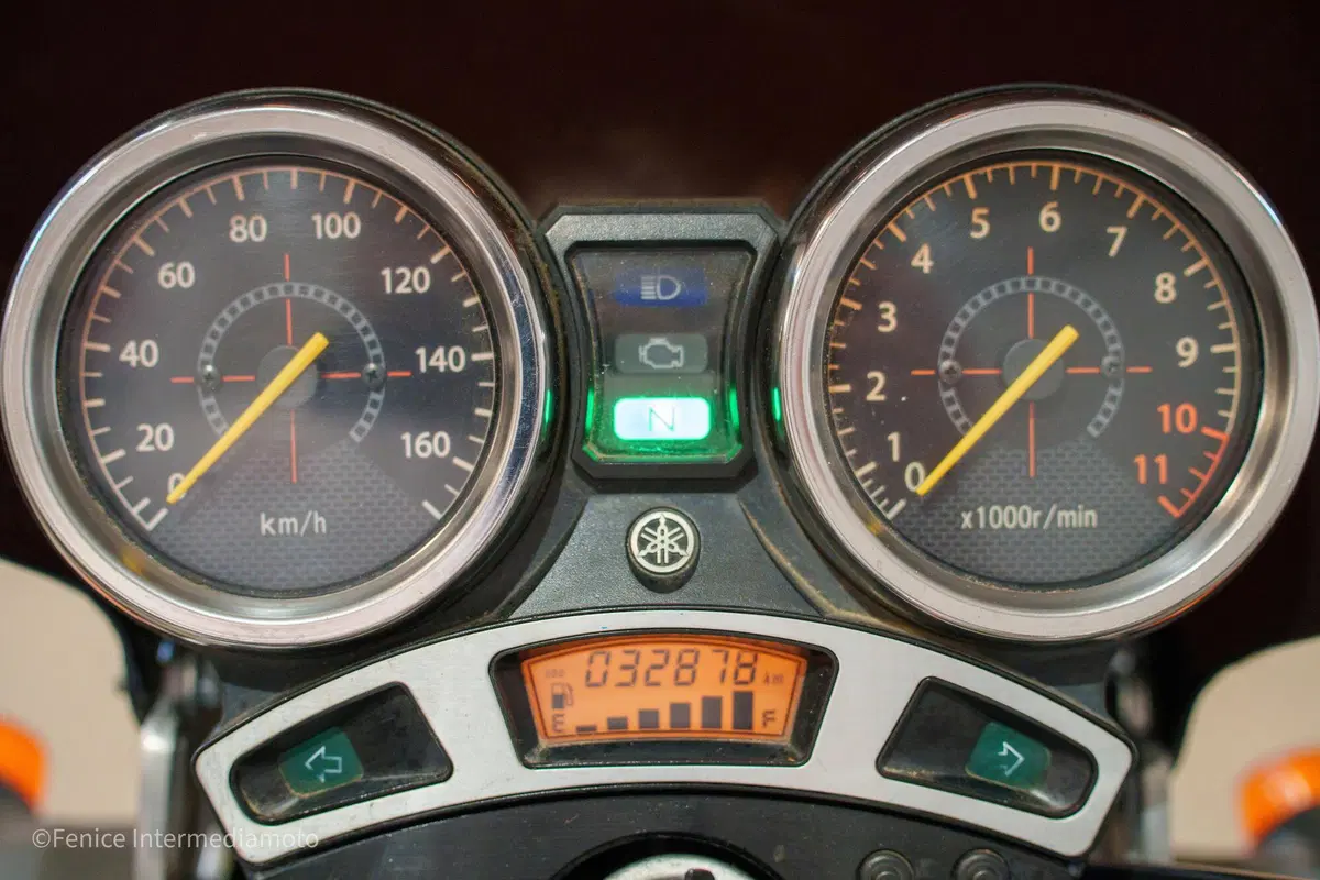 Yamaha YBR 250 (2006 - 13) (6)