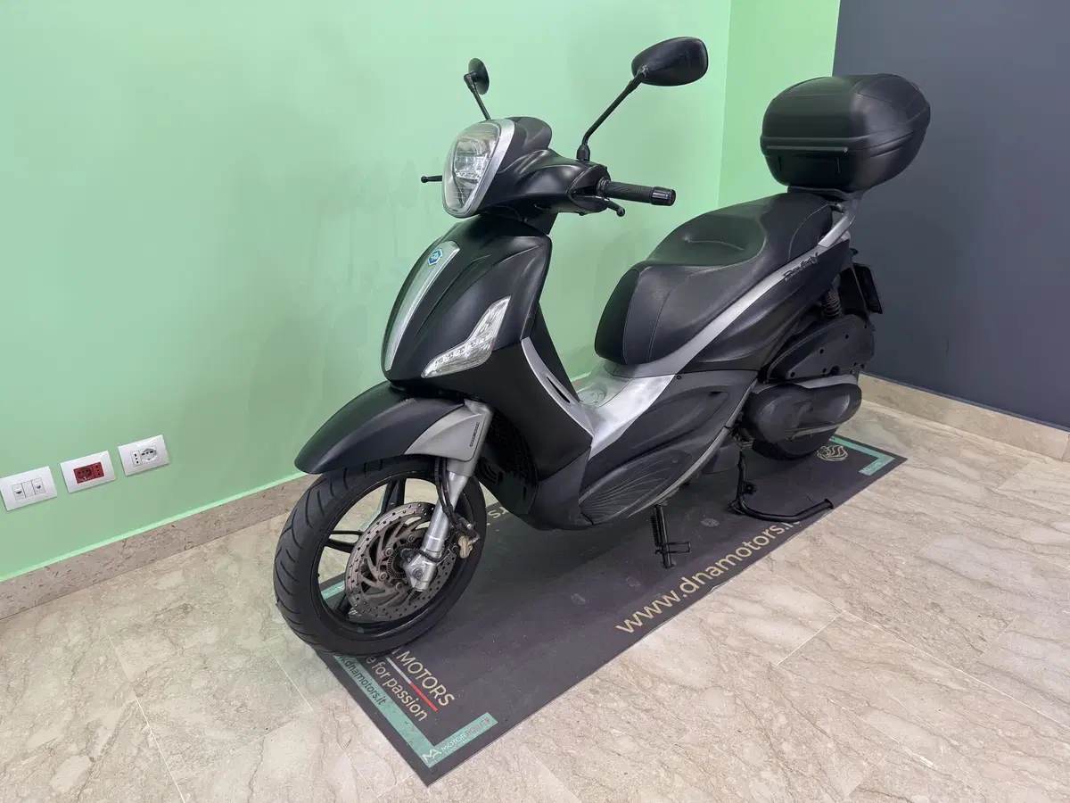 Piaggio Beverly 350 ABS (2016 - 20)