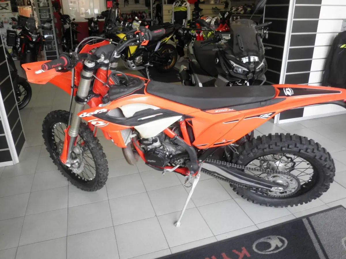Betamotor RR 300 2T Enduro (2022) (2)
