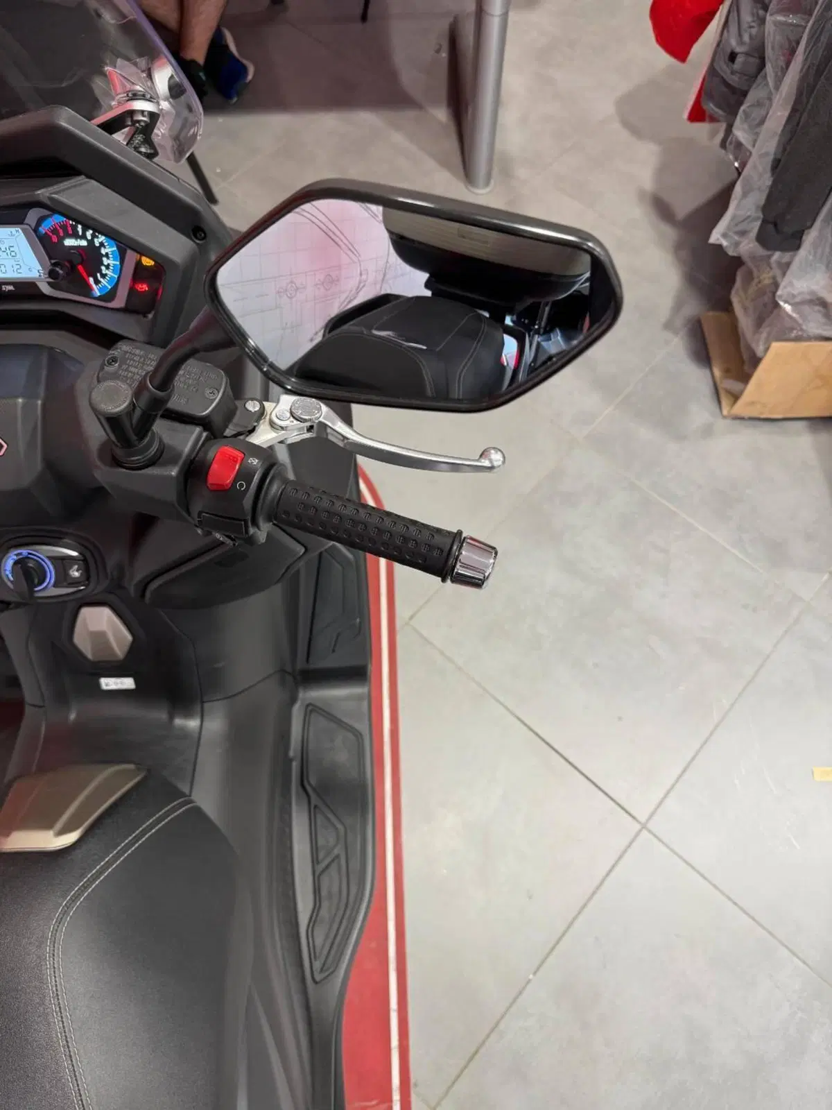 Sym Maxsym 400 (2021 - 25) (15)