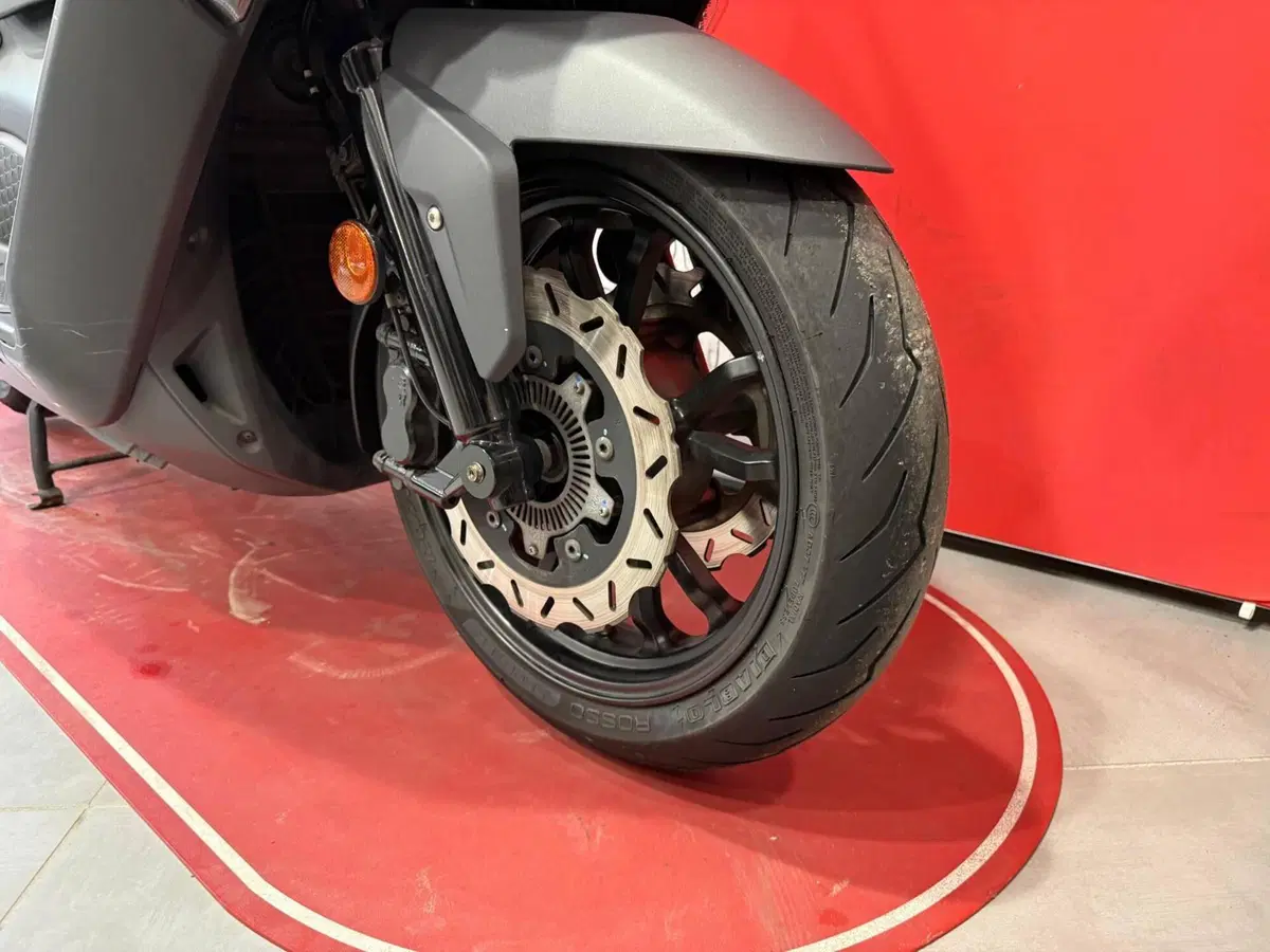 Sym Maxsym 400 (2021 - 25) (11)