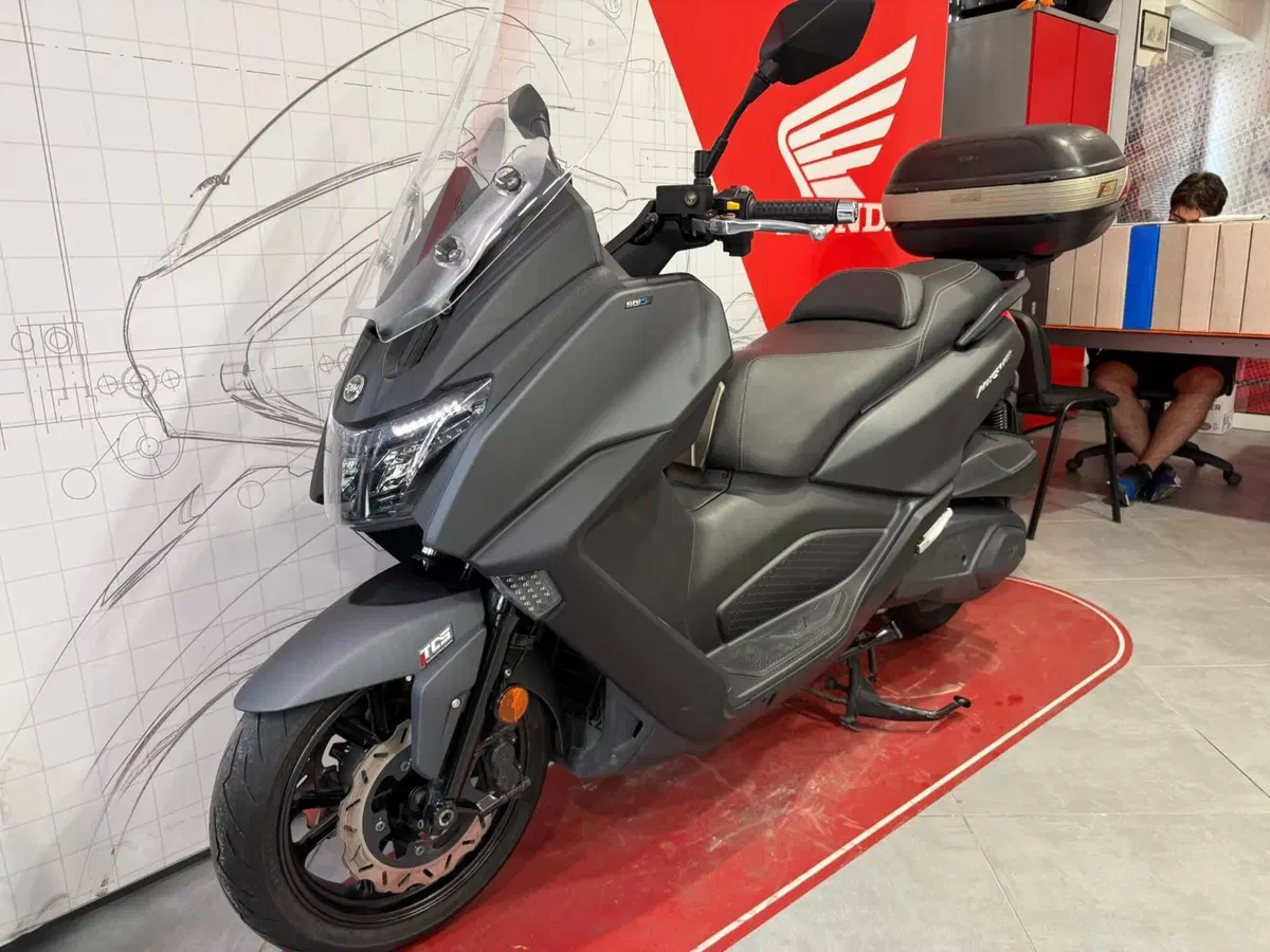 Sym Maxsym 400 (2021 - 25) (2)