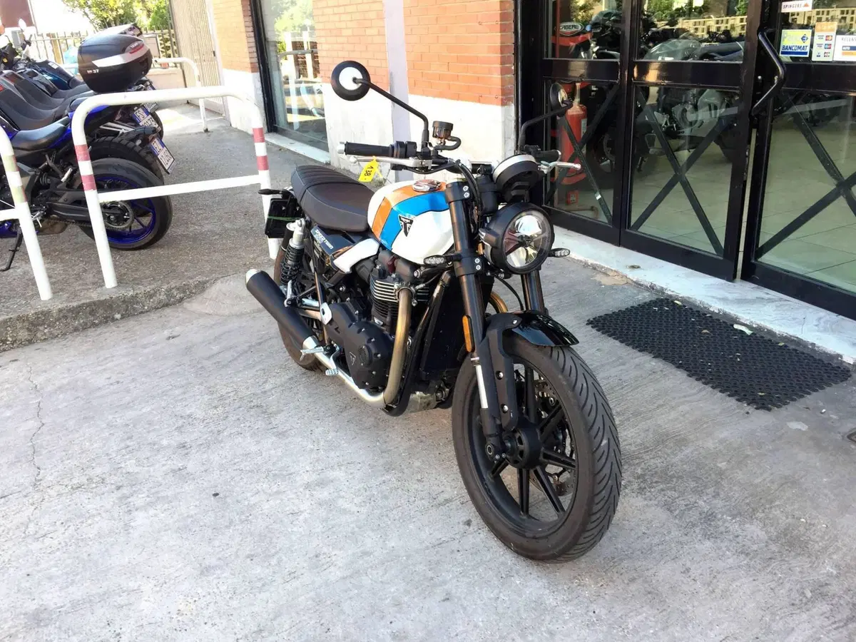 Triumph Speed Twin 900 (2025 - 26) (2)