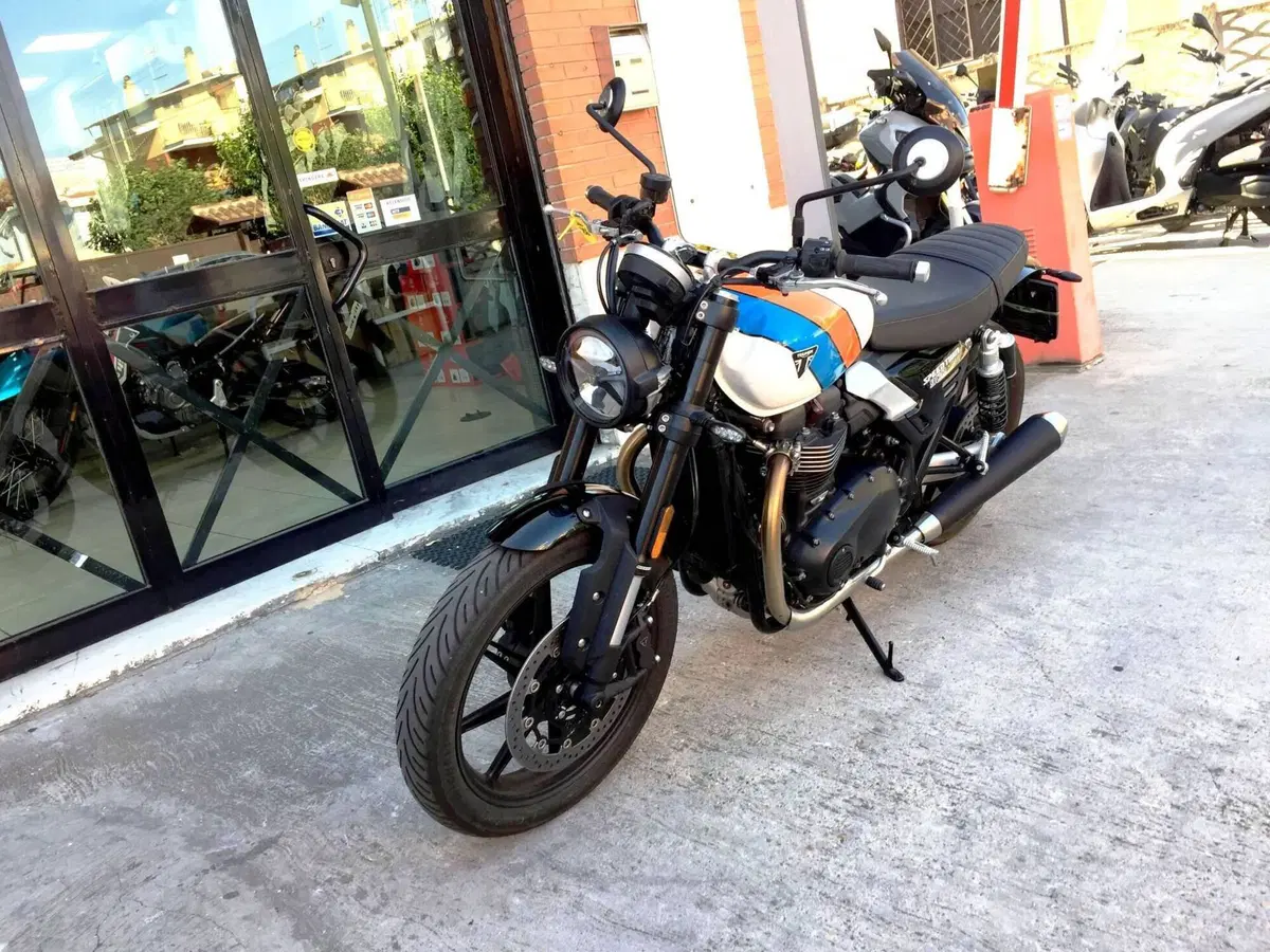 Triumph Speed Twin 900 (2025 - 26) (4)