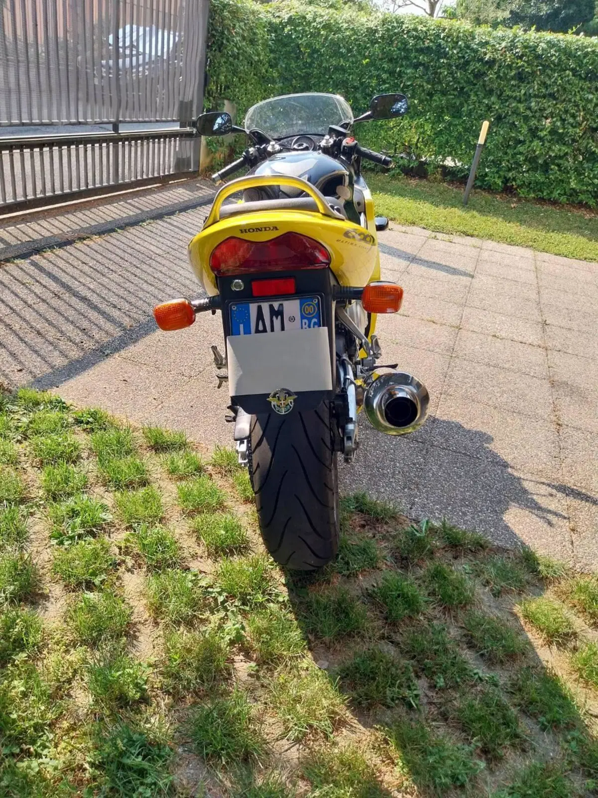 Honda CBR 600 F (1999 - 00) (4)