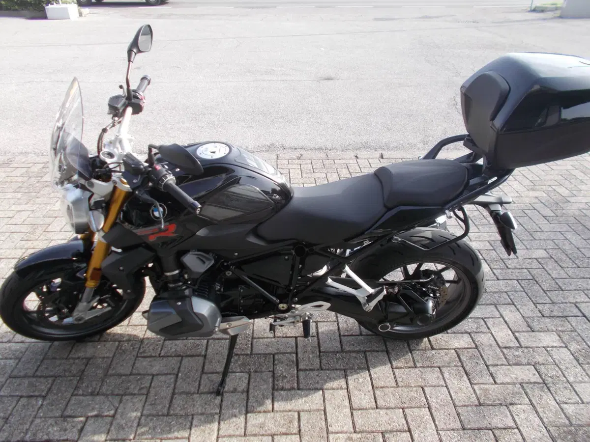 Bmw R 1250 R (2021 - 25) (3)