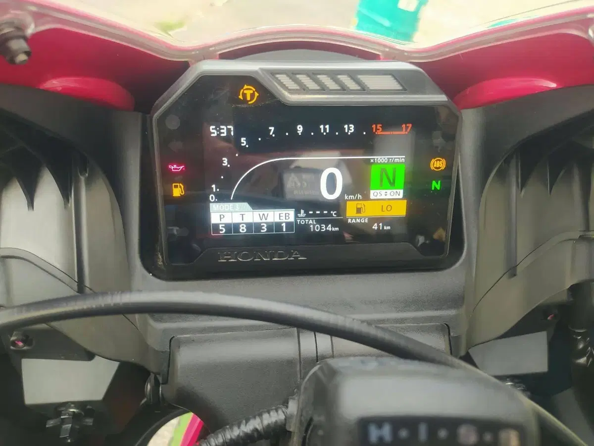 Honda CBR 600 RR (2024 - 26) (9)