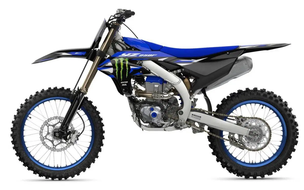 Yamaha YZ 250 F Monster Energy Yamaha Racing Edition (2027) (3)