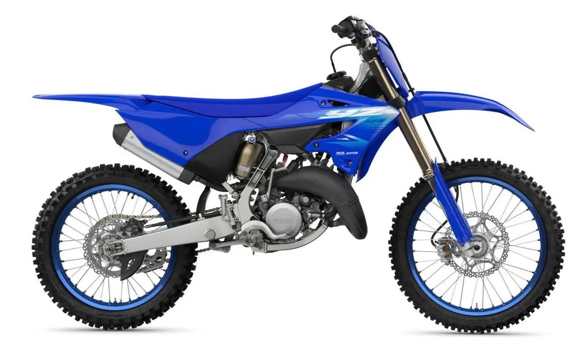 Yamaha YZ 125 (2027) (2)