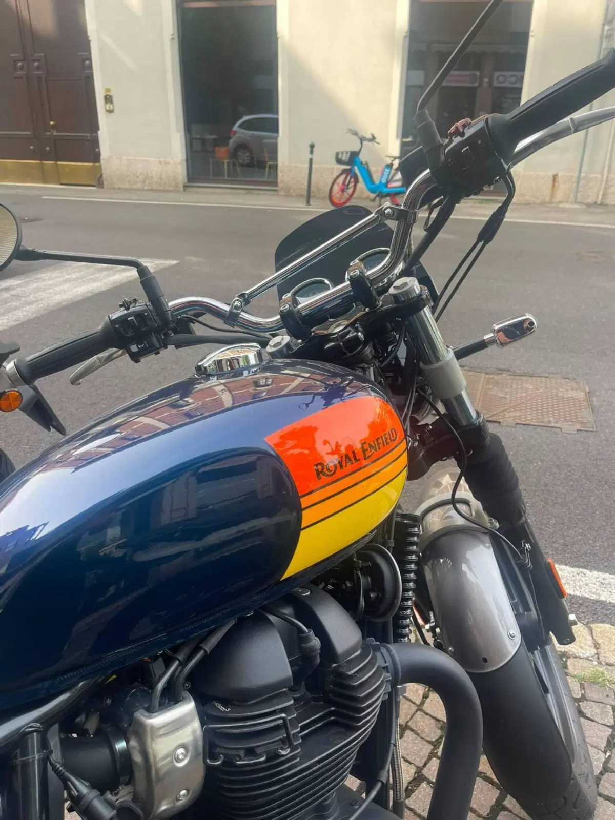 Royal Enfield Interceptor 650 (2021 - 26) (2)