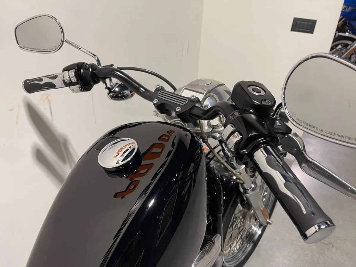 Harley-Davidson 883 Low (2006 - 07) - XL 883L (7)