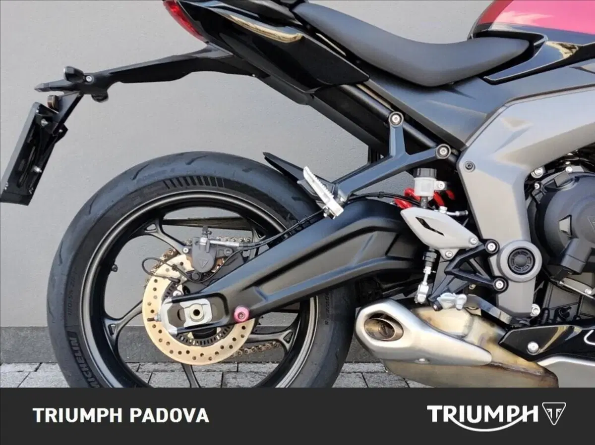 Triumph Daytona 660 (2024 - 26) (2)