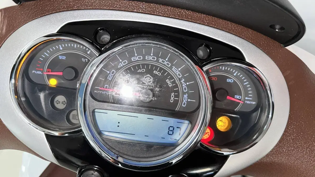 Piaggio Beverly 300 i.e. ABS-ASR (2016 - 20) (5)