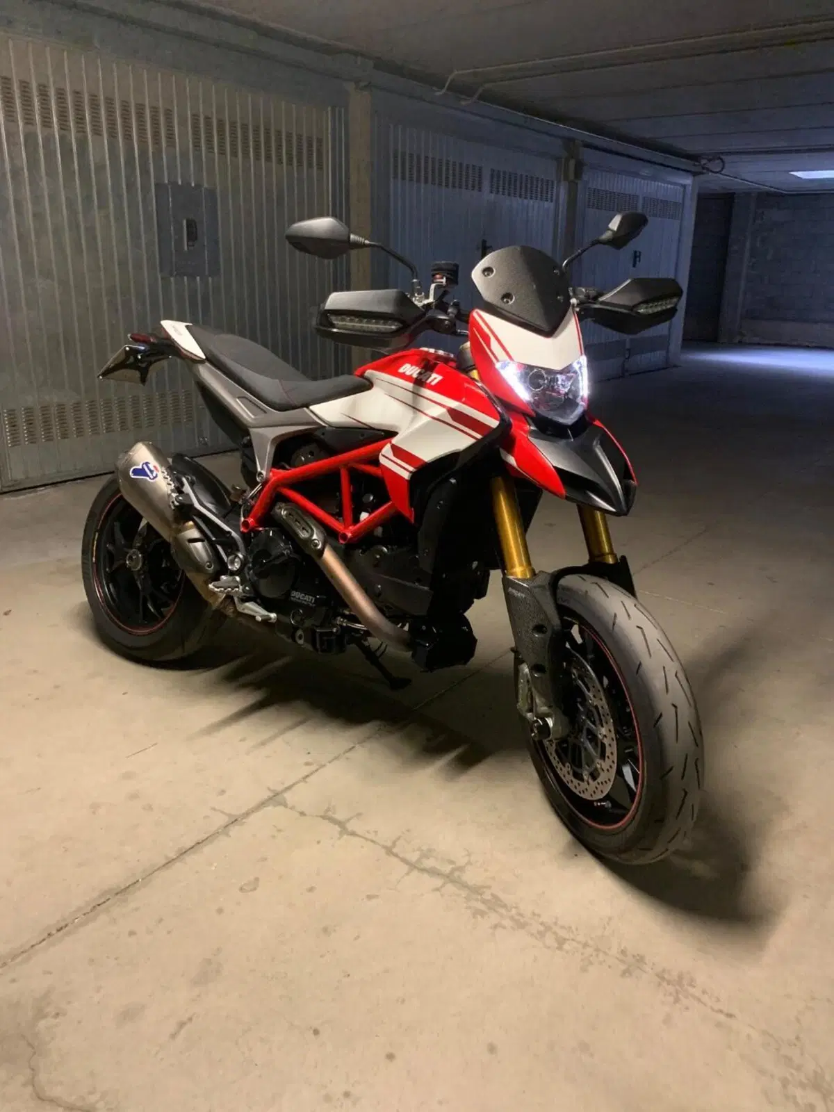 Ducati Hypermotard 939 SP (2016 - 18) (6)