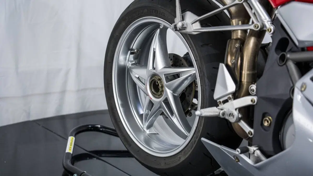 MV Agusta F4 750 S (2003 - 06) (17)