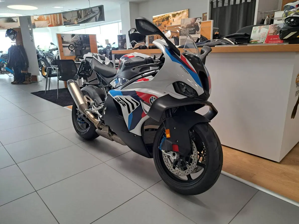 Bmw M 1000 RR (2025 - 27) (3)