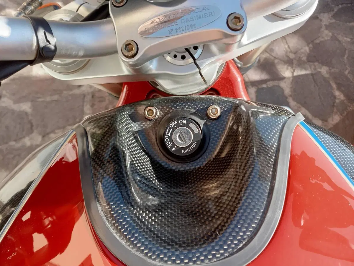 MV Agusta Brutale 750 America (2004 - 06) (13)