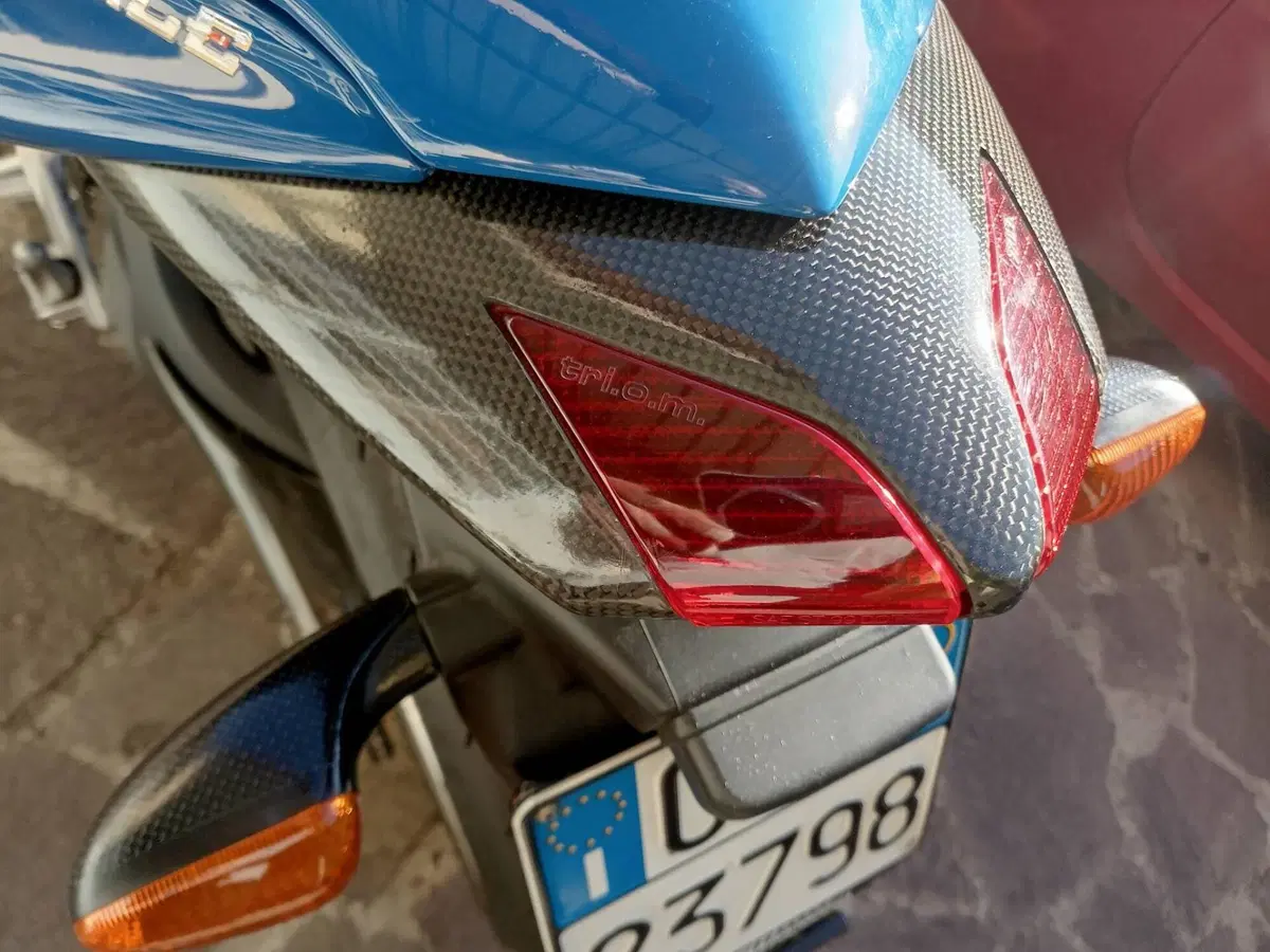MV Agusta Brutale 750 America (2004 - 06) (14)