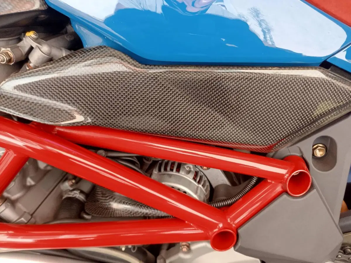 MV Agusta Brutale 750 America (2004 - 06) (17)